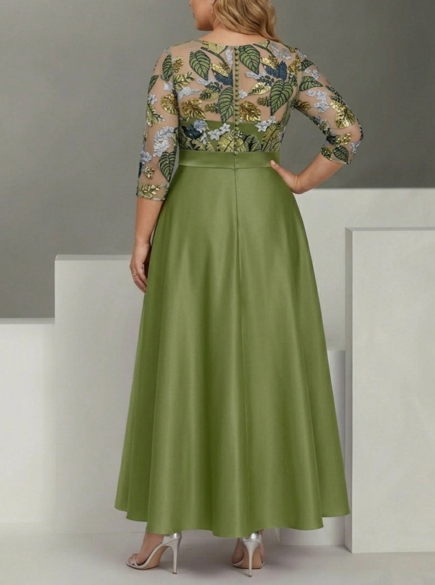 Long Plus Size Mother of the Bride Dress — The Luna Aurelia | Guest & Gown