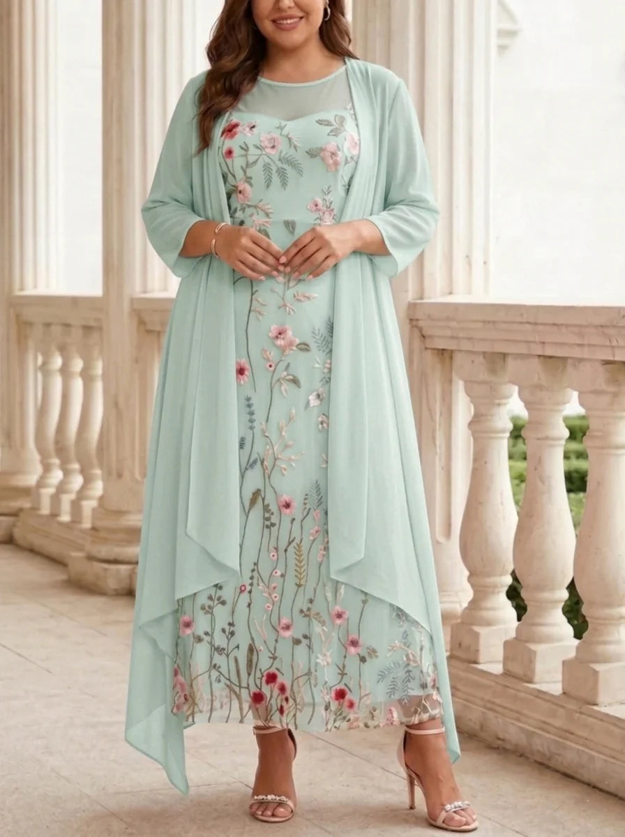 A-Line Plus Size Mother of the Bride Dress — The Lila Aurelia | Guest & Gown