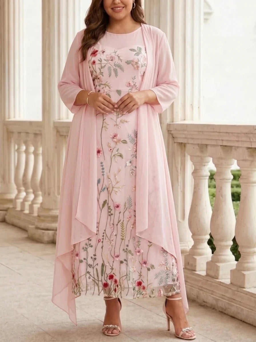 A-Line Plus Size Mother of the Bride Dress — The Lila Aurelia | Guest & Gown